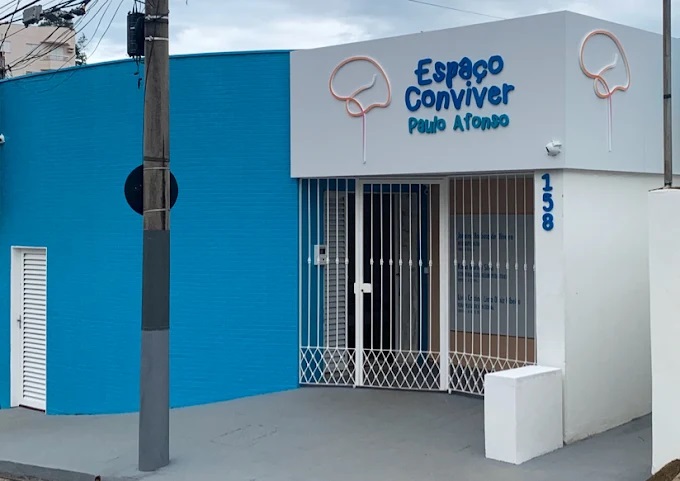 Fachada da Cl&iacute;nica Espa&ccedil;o Conviver